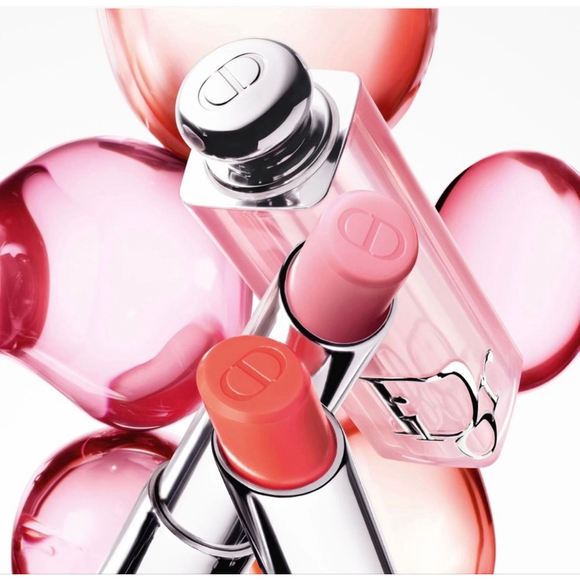 Dior Addict Lip Glow Lip Balm in 001 Pink - Picture 5 of 5